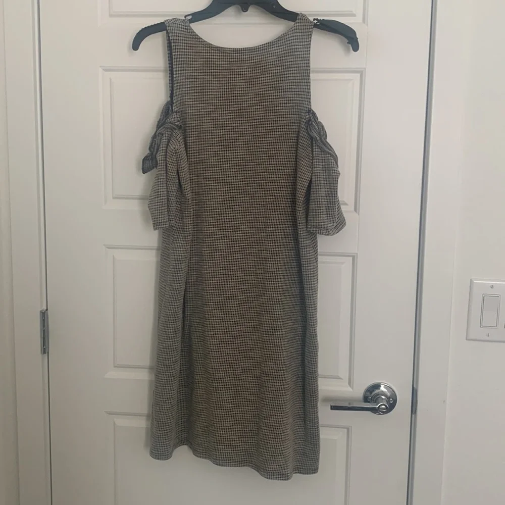 LC Lauren Conrad Cold Shoulder Dress - Picture 4 of 5